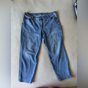 Old Navy Women's Straight Leg Blue Jeans